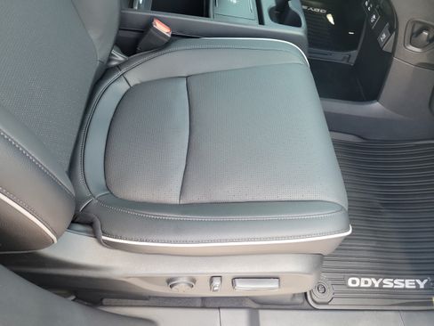 New 2026 Honda Odyssey Elite image 19