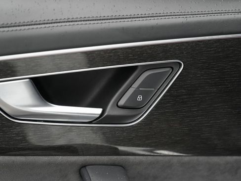 Used 2020 Audi SQ7 Prestige w/ Prestige Package image 36