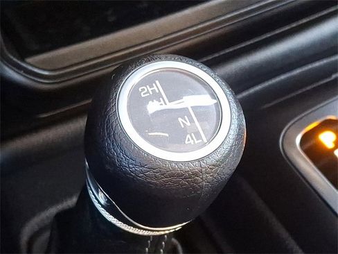 Used 2024 Jeep Wrangler Sport S image 23