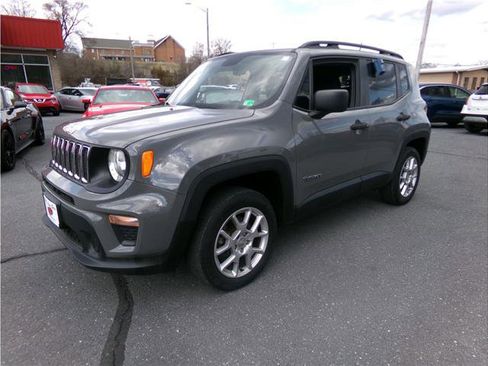 Used 2019 Jeep Renegade Sport w/ Sport Appearance Group image 1