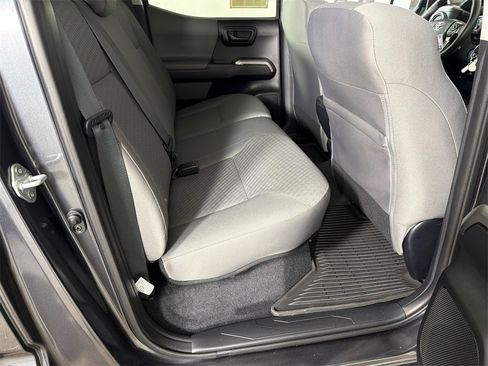 Used 2022 Toyota Tacoma SR5 image 15