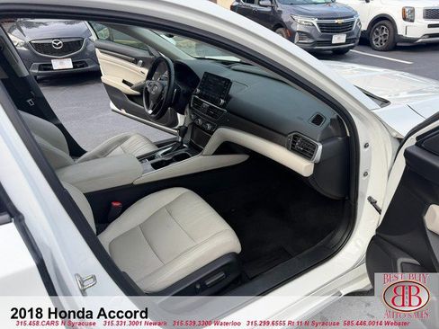 Used 2018 Honda Accord Touring image 18