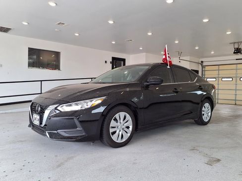 Used 2023 Nissan Sentra S w/ Electronics Package FWD image 2