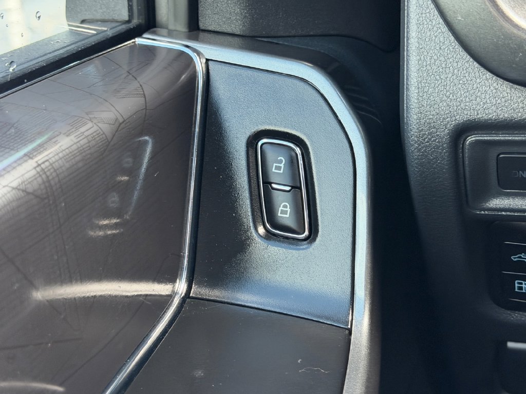 Used 2023 Ford F150 4x4 SuperCrew Hybrid image 29