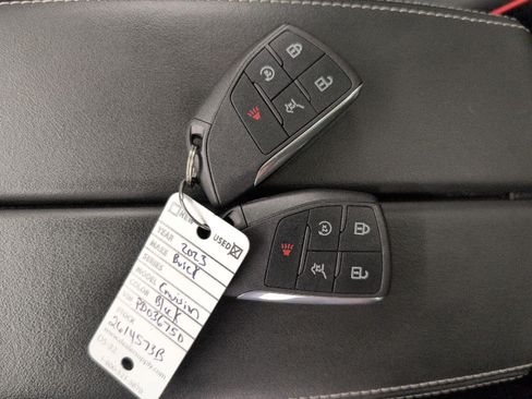 Used 2023 Buick Envision Essence w/ Sport Touring Package FWD image 3