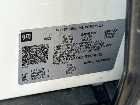 Used 2023 Chevrolet Suburban LT image 35