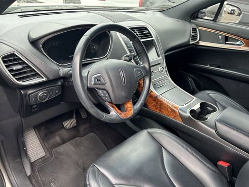 Used 2016 Lincoln MKX Select image 9