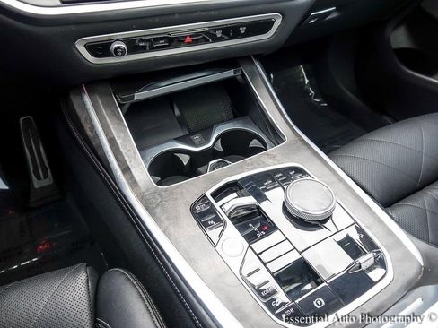 Used 2023 BMW X7 xDrive40i w/ M Sport Package image 21