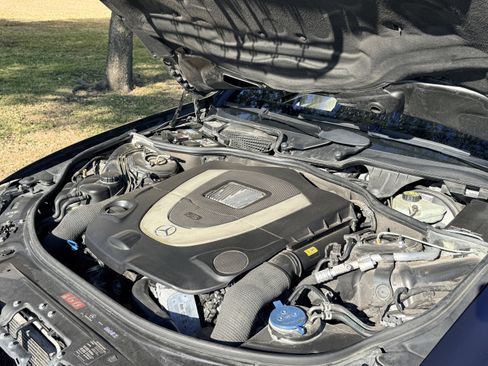 Used 2009 Mercedes-Benz S 550 image 35