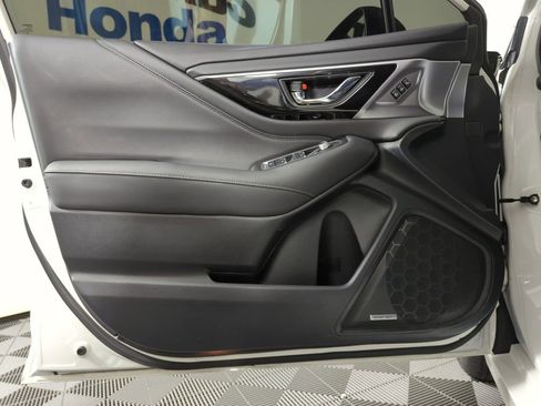 Used 2024 Subaru Legacy Limited image 8