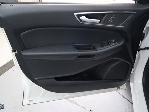 Used 2024 Ford Edge SEL w/ Convenience Package image 13