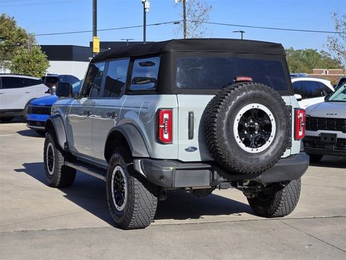 Used 2023 Ford Bronco Badlands image 3
