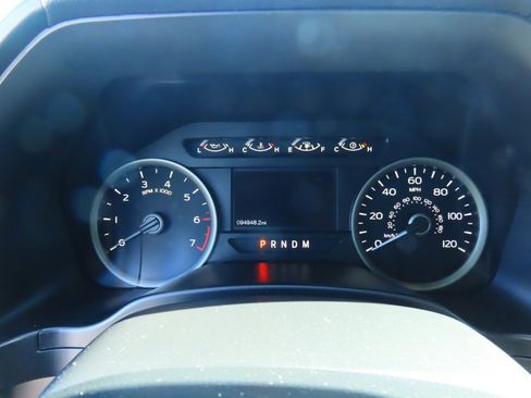 Used 2018 Ford F150 XLT w/ Equipment Group 302A Luxury image 25