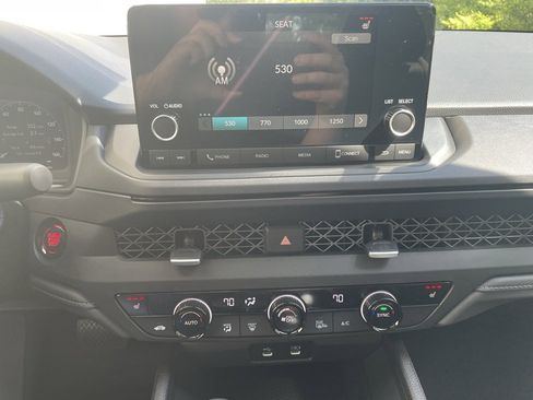 New 2025 Honda Accord SE image 16