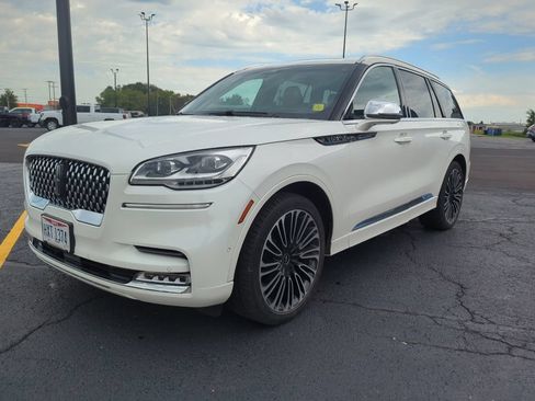 Used 2020 Lincoln Aviator Black Label w/ Dynamic Handling Package AWD/4WD image 2