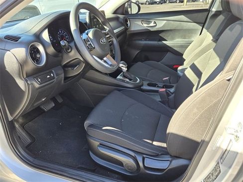 Used 2020 Kia Forte LXS image 8