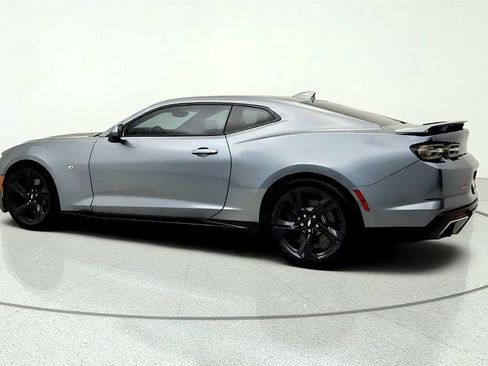 Used 2019 Chevrolet Camaro SS w/ LPO, Ground Effects Package RWD image 7