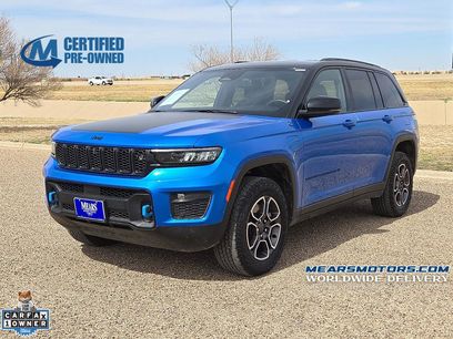 Used 2023 Jeep Grand Cherokee Trailhawk w/ Advanced Protech Group II
