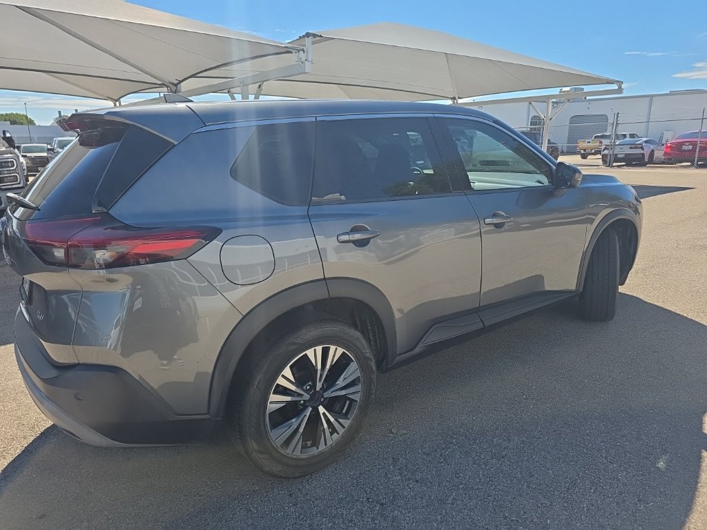 Used 2021 Nissan Rogue SV FWD image 5