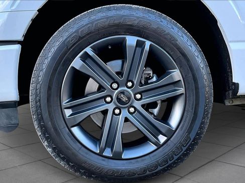 Used 2022 Ford F150 XLT w/ Equipment Group 302A High image 11