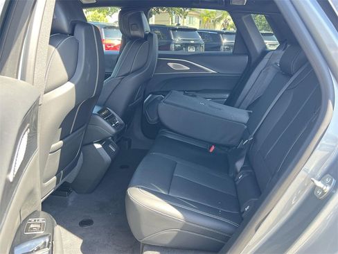 New 2026 Cadillac Lyriq V image 28