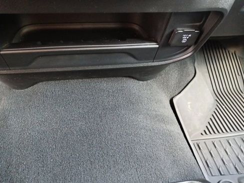 Used 2024 RAM 3500 Tradesman w/ Chrome Appearance Group image 52