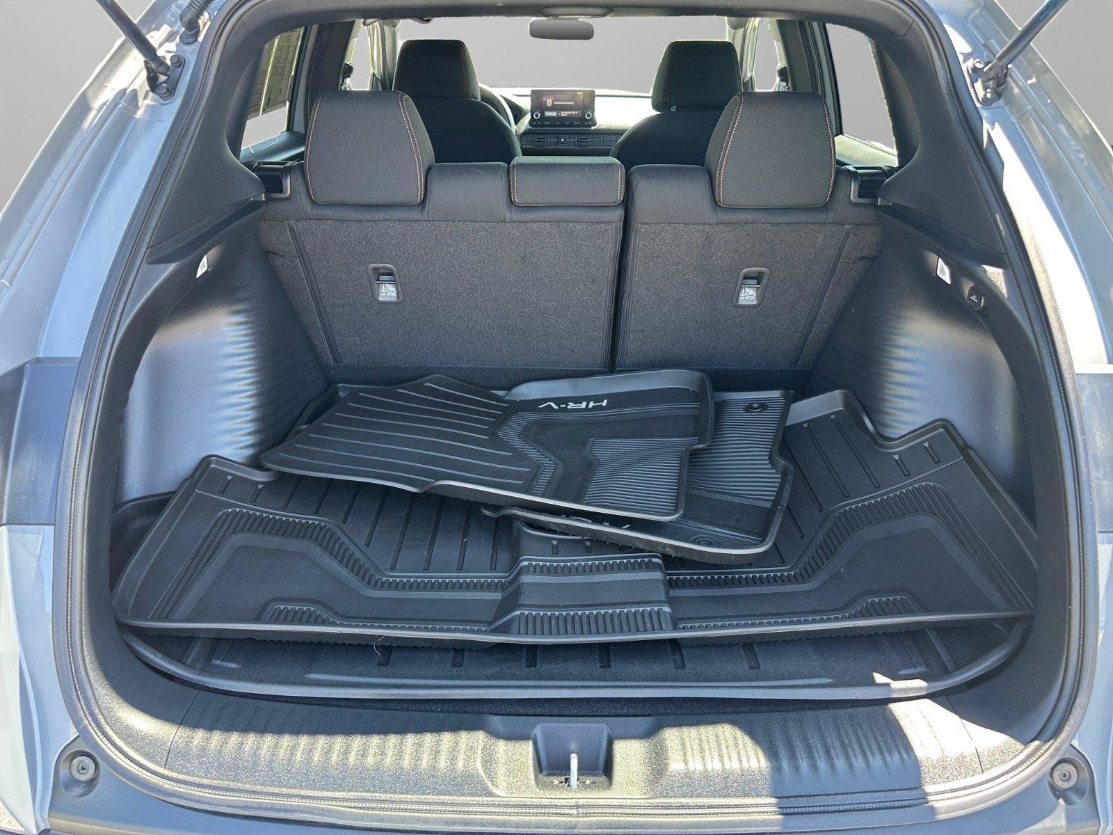 Certified 2025 Honda HR-V Sport image 13