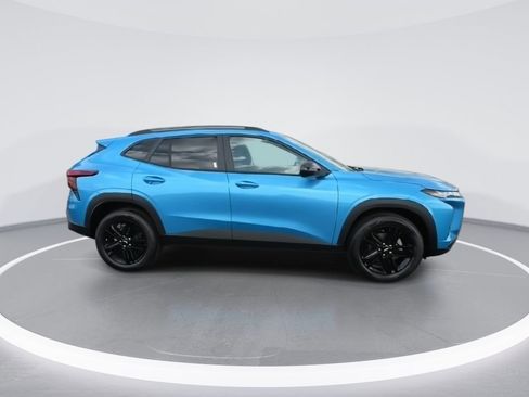 New 2026 Chevrolet Trax ACTIV w/ Driver Confidence Package FWD image 9