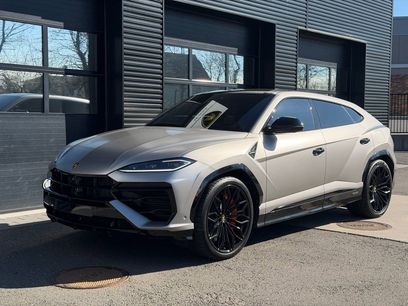 Used 2025 Lamborghini Urus SE