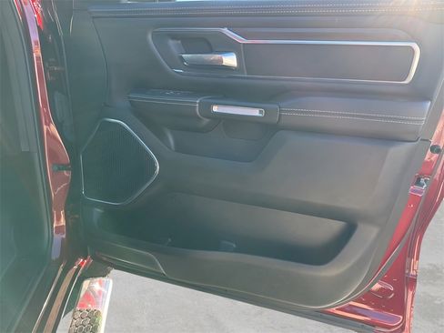 Used 2025 RAM 1500 Laramie image 9