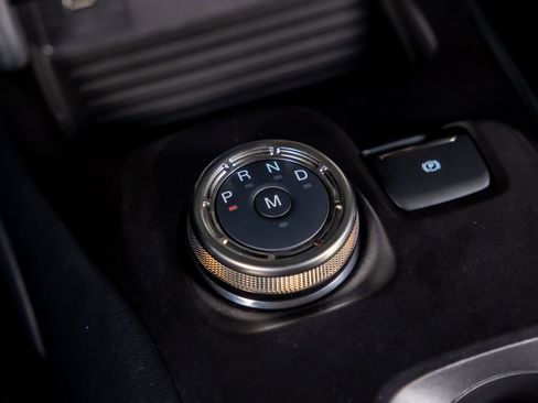 Used 2022 Ford Mustang Shelby GT500 w/ Technology Package image 25