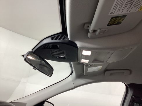 Used 2023 Ford Escape Active w/ Tech Pack #1 AWD/4WD image 29