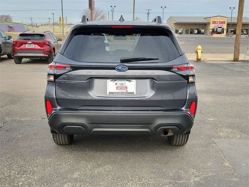 Used 2025 Subaru Forester Premium w/ Convenience Package #1 image 7