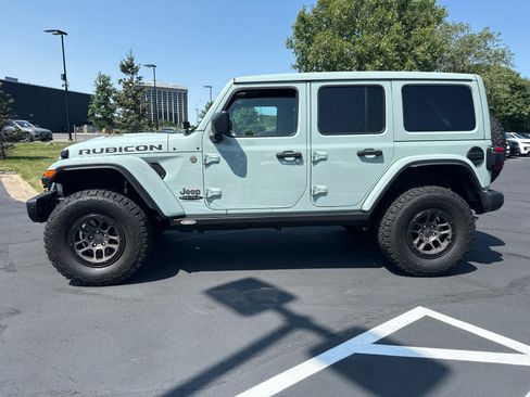 Used 2023 Jeep Wrangler Unlimited Rubicon 392 w/ Xtreme Recon 35" Tire Package AWD/4WD image 5