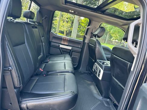 Used 2020 Ford F150 Lariat w/ Equipment Group 502A Luxury AWD/4WD image 31