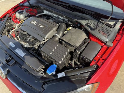 Used 2017 Volkswagen Golf Wolfsburg Edition FWD image 33