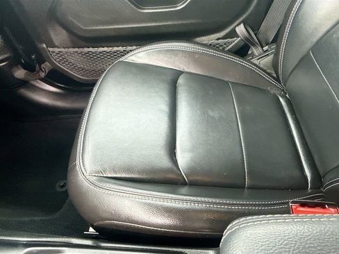 Used 2023 Jeep Wrangler Unlimited Sahara image 21