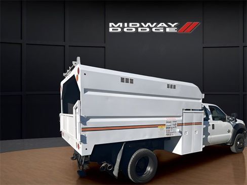 Used 2015 Ford F550 4x4 SuperCab Super Duty image 2