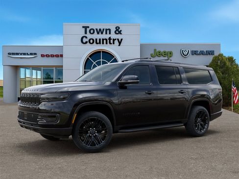 New 2025 Jeep Wagoneer L Series II w/ Convenience Group I image 2