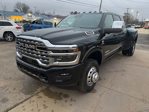 New 2026 RAM 3500 Limited image 6