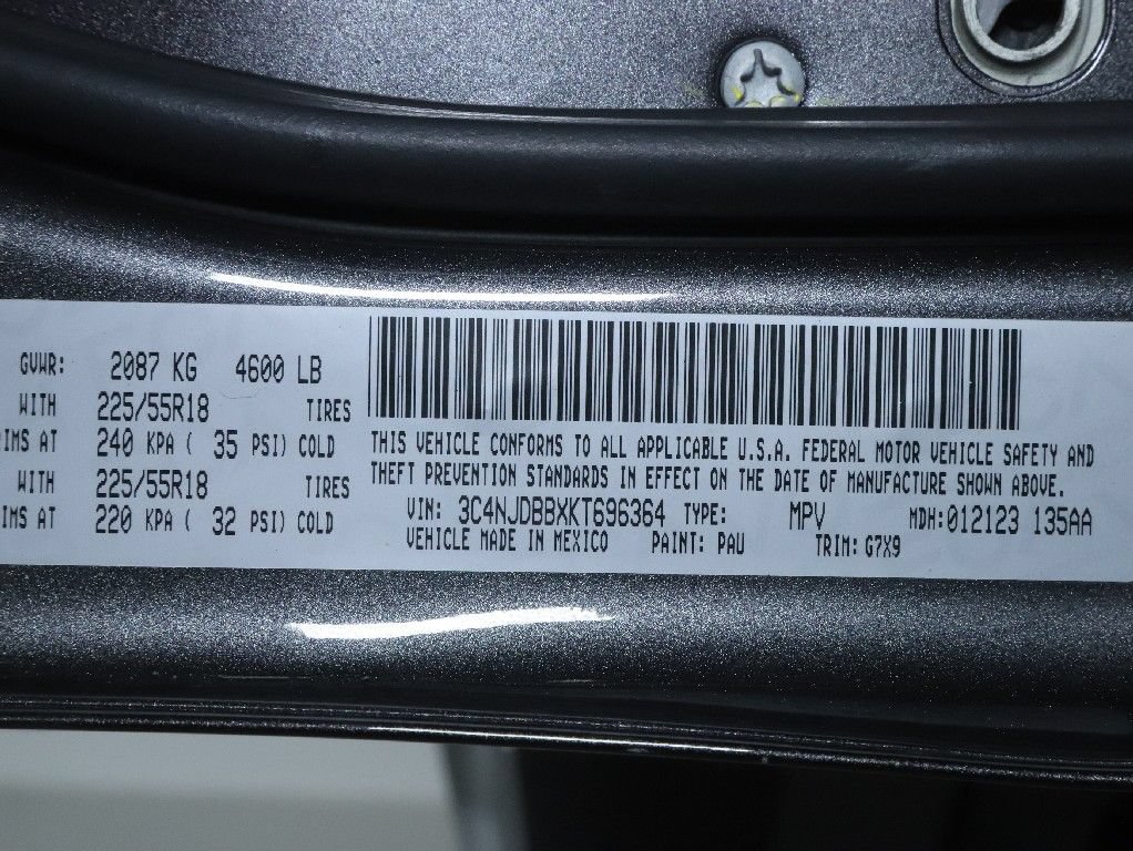 Used 2019 Jeep Compass Latitude AWD/4WD image 20