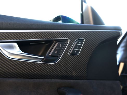 Used 2022 Audi RS Q8 w/ Black Optic Package image 14