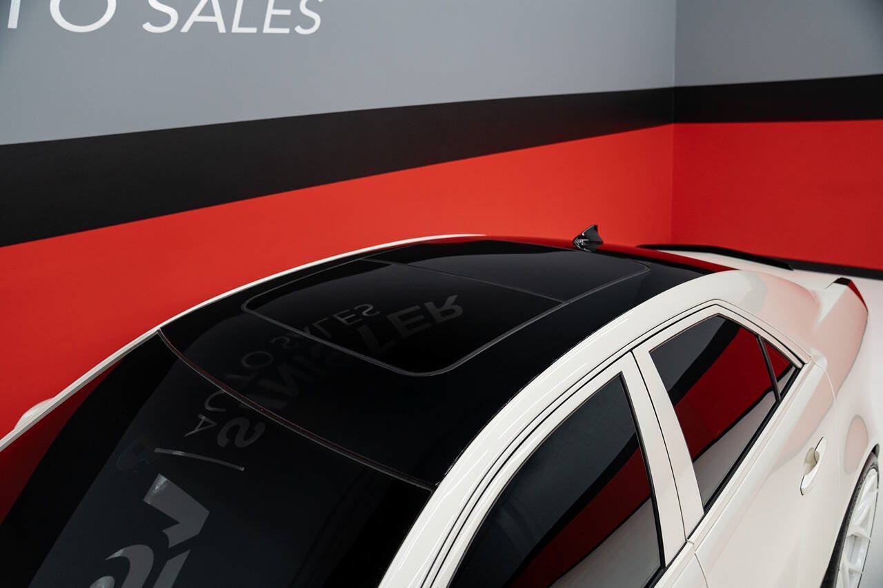 Used 2013 Cadillac CTS V RWD image 26