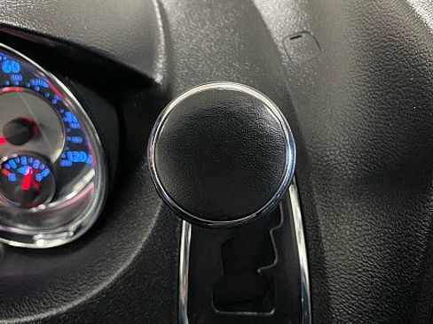 Used 2012 Chrysler Town & Country Touring image 26