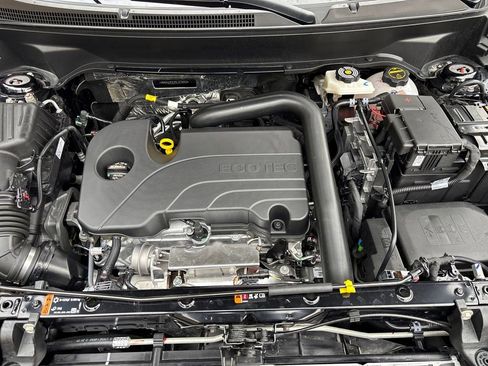 Used 2024 Chevrolet Equinox Premier image 25