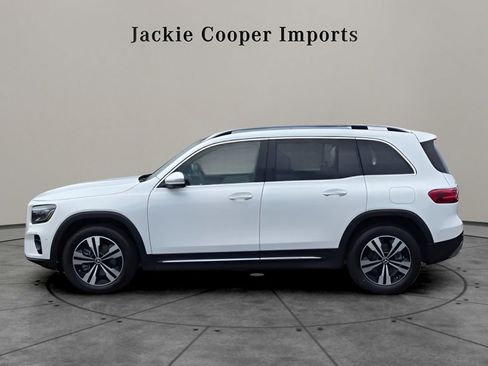 Certified 2025 Mercedes-Benz GLB 250 GLB 250 image 2