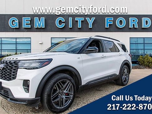 Used 2025 Ford Explorer ST-Line w/ Premium Package image 1