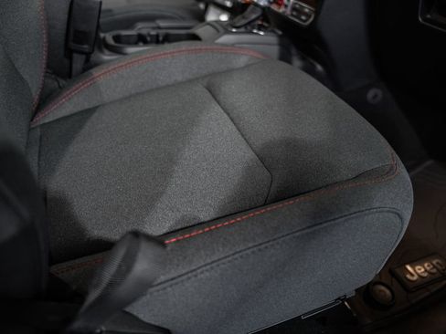 New 2026 Jeep Wrangler Unlimited Rubicon image 32