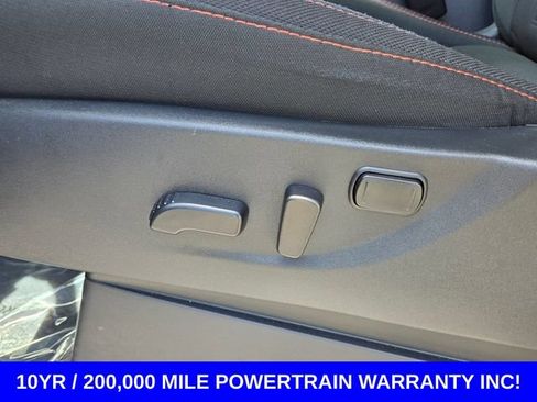 Used 2025 Nissan Frontier PRO-4X w/ Pro Convenience Package AWD/4WD image 10