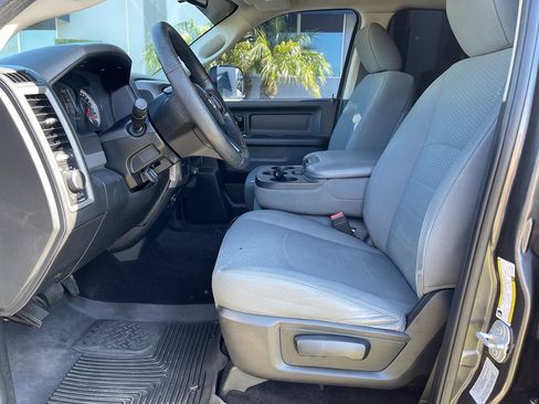 Used 2016 RAM 2500 Tradesman w/ Chrome Appearance Group image 14